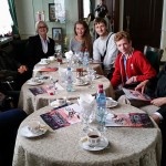 Der Tisch, Zeichen der Gastfreundschaft